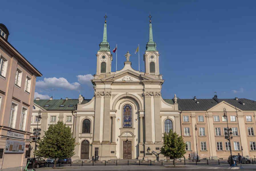 Polonia - Varsovia 165 - catedral de campaña del ejército polaco.jpg